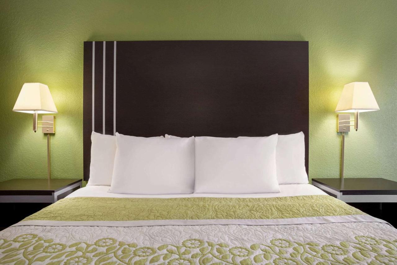 Days Inn By Wyndham Hardeeville/ I-95 State Line מראה חיצוני תמונה